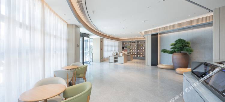 全季酒店(平湖东湖银泰百货店)图片