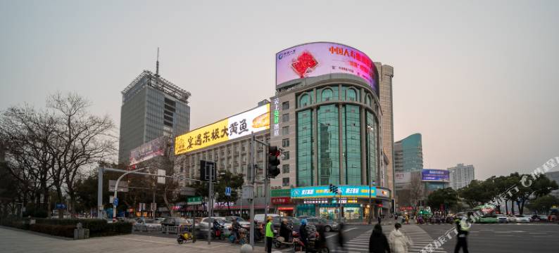 云上曼居酒店(宁波天一广场银泰店)图片