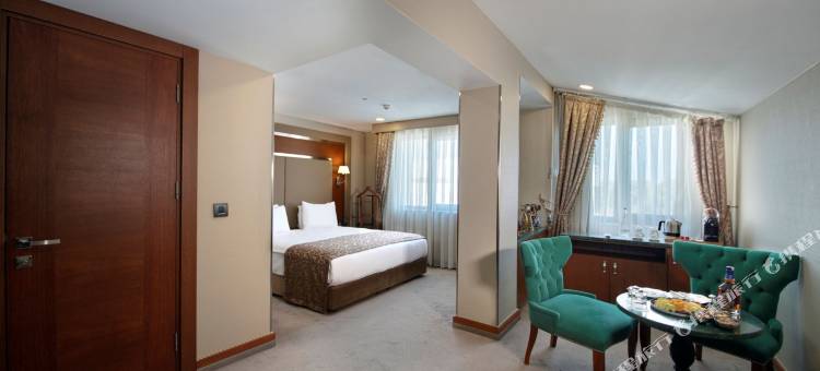 苏塔那梅老城多索多西酒店(Dosso Dossi Hotels Old City)图片