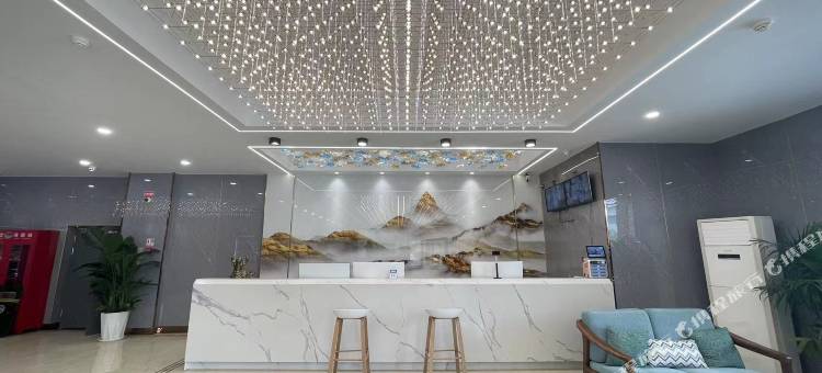 轮台澜盛酒店(青年西路店)图片