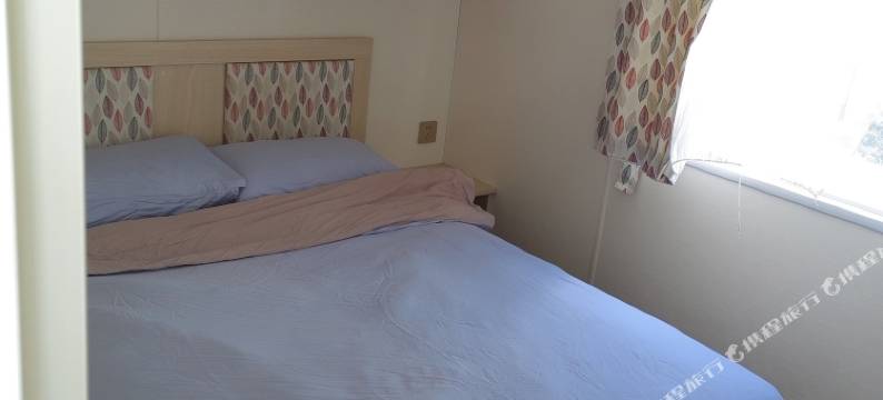 尼玛琼宗湖景驿站图片