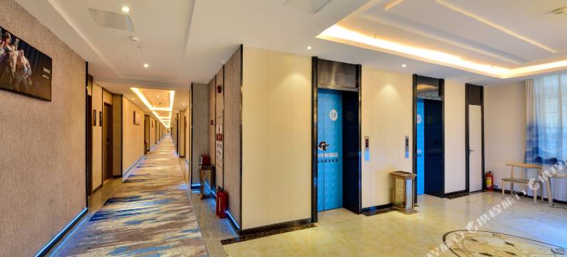 网鱼电竞酒店(广州东圃天河珠村地铁站店)图片