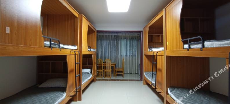 比邻青年旅社(郑州骨科医院店)图片