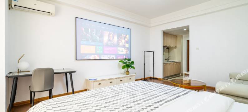 艺宿里酒店(大连高新万达广场店)图片