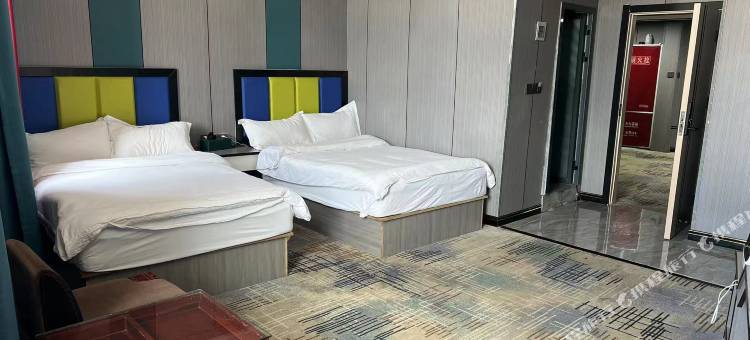 安多毛拉山宾馆图片