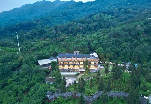 青城道茶山房茶文化私汤酒店外景图