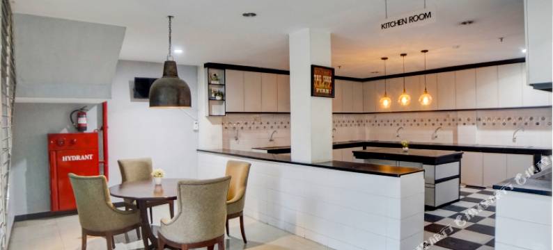 Hotel O 精致之家靠近安普拉斯巴士总站(Hotel O Finest House Near Amplas Bus Terminal)图片