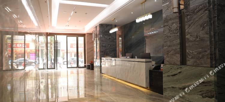泊客酒店(玉景潭财富广场店)图片