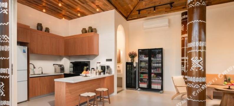 树下·萨瓦呢CAHWAM海景民宿(三亚西岛店)图片