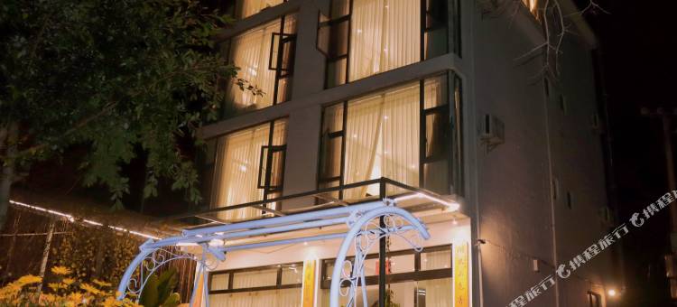 抚仙湖闲情逸致民宿图片