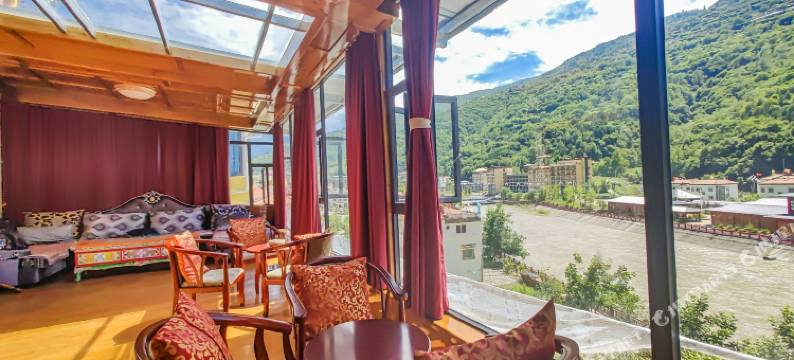 黑水山里人家客栈图片