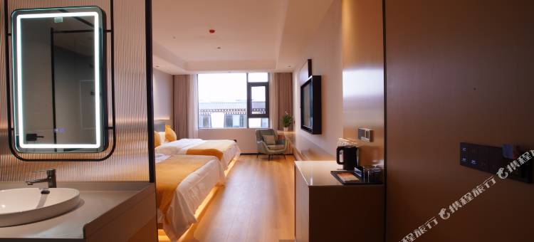 缇香度假酒店SmartAutoVoiceCtrl(香格里拉独克宗古城月光广场店)图片