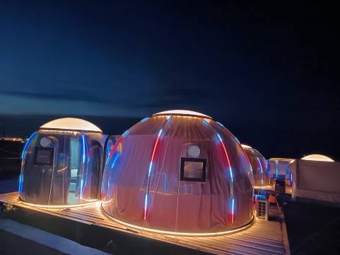 青海湖在畔海景客栈图片