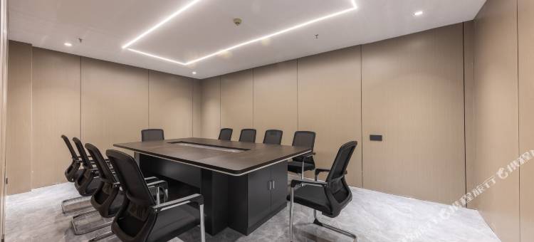 铂菲智影酒店(襄阳二汽基地店)图片