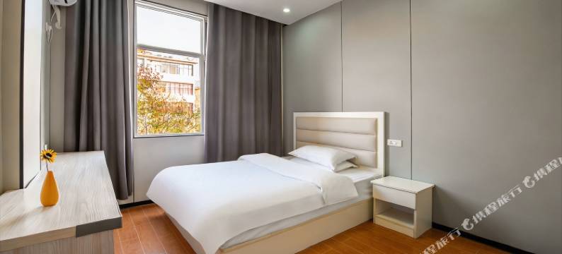 固始豪庭商务宾馆(秀水公园陈元光广场店)图片