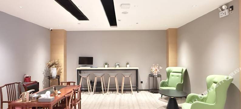 柏漫酒店(兰坪怒江路中心广场店)图片