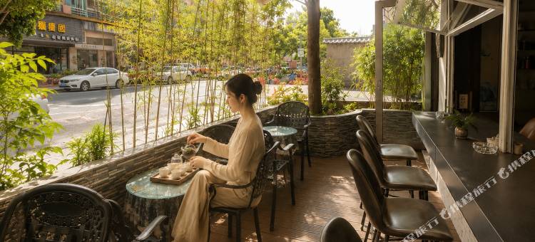 珠海·同华茶|Sunset·OceanVacation酒店(香洲万象汇店)图片