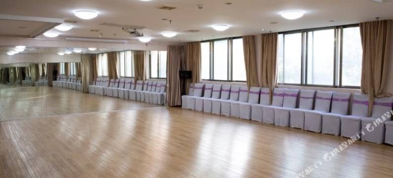 佛山和风假日酒店(高明沃尔玛店)图片