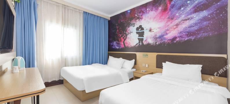 易佰良品酒店(济南西部会展中心省立西院张庄路店)图片