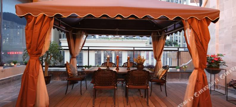 雅安心也私享酒店(正黄时代天街店)图片