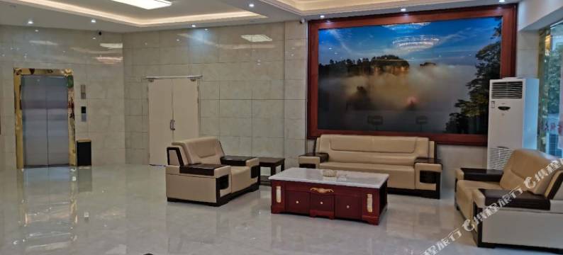 施秉苗侗大酒店图片