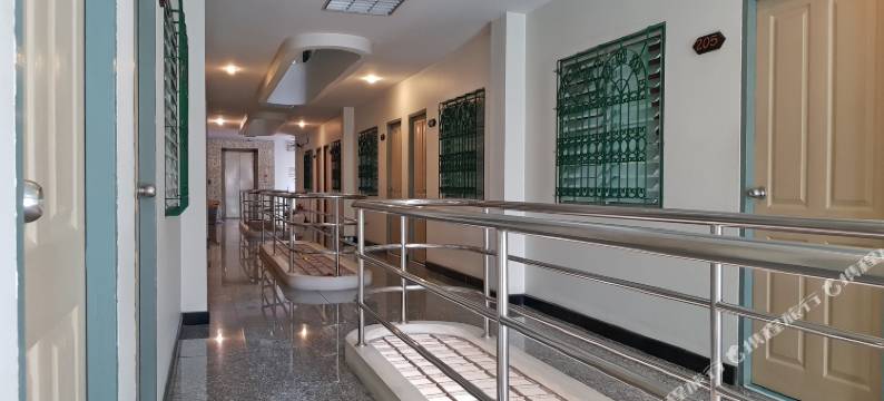 布萨文酒店(Boonthavon)图片