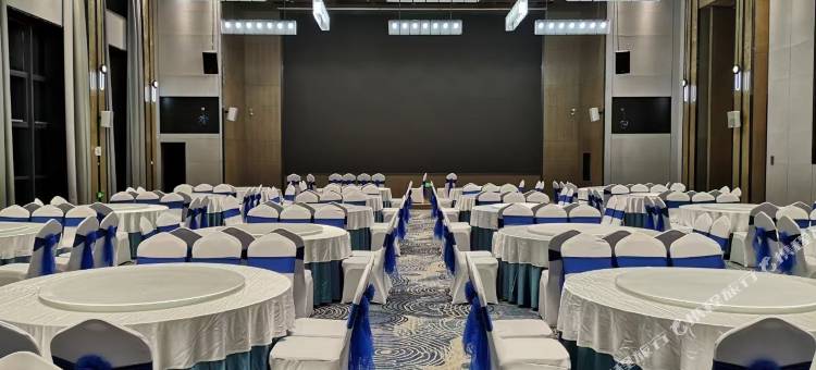 新干滨江大酒店图片