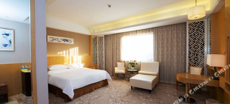 维也纳酒店(上海外高桥自贸区店)图片