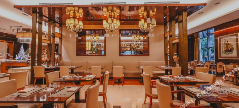 西安富力希尔顿酒店(钟鼓楼明城墙店)图片