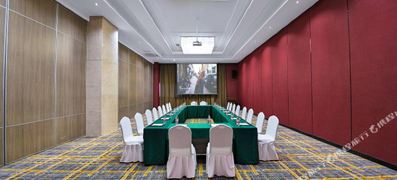 维也纳酒店(和林格尔蒙牛店)图片