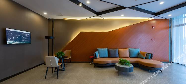 IU酒店(乌兰察布国际皮革城店)图片