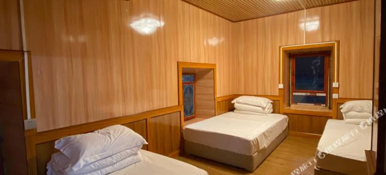 冷嘎措星空民宿图片