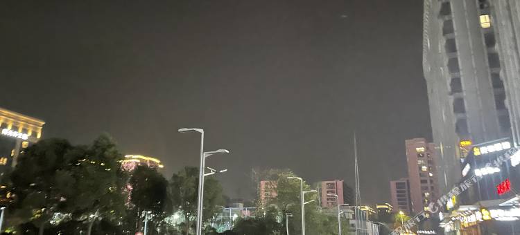 自由筑智慧公寓图片