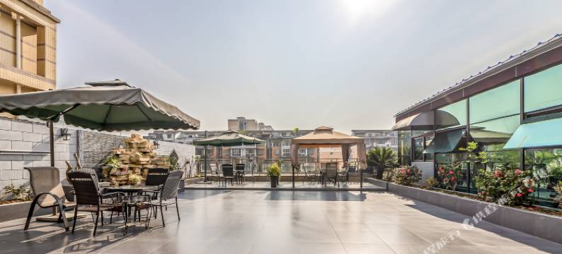 洪雅院里院外酒店(客运站中心县政府店)图片