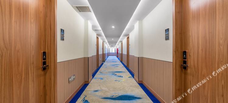 艺龙安云酒店夏忆栈(秦皇岛火车站人民广场店)图片