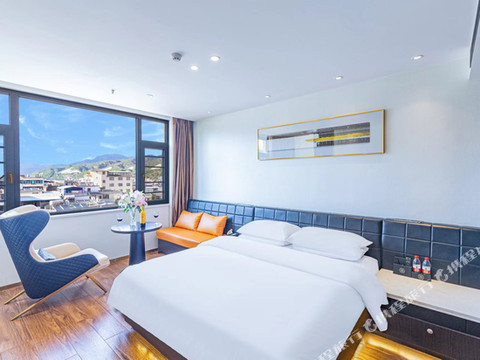 宁蒗泸沽湖大酒店