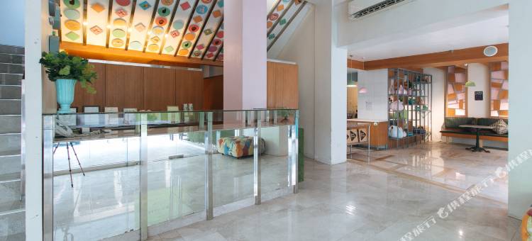 UrbanView @ Lacson Street Bacolod City by RedDoorz图片