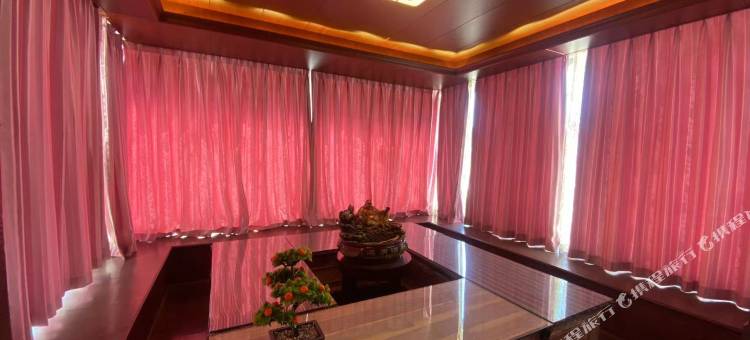 松潘万满仓客栈(黄龙九寨站店)图片