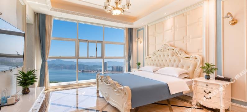 水月湾酒店(武宁西海湾山水广场店)图片