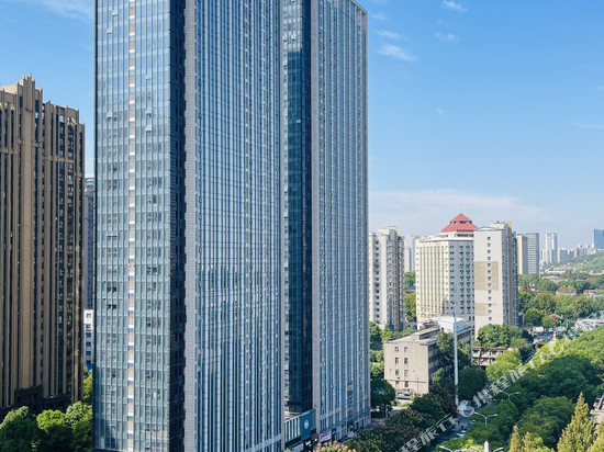 趣住酒店(街道口武汉大学东湖店)