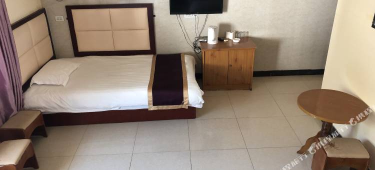 三清山江秋旅馆(东部金沙索道店)图片