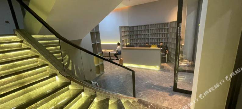 佛山斑马线酒店(三江店)图片