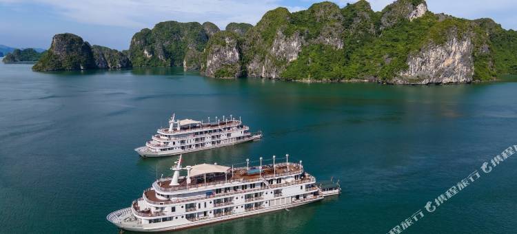 下龙天堂优雅游艇(Paradise Elegance Cruise Halong)图片