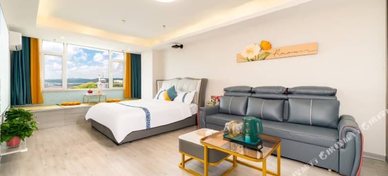 丹东美豪影视房服务公寓(天赐未来城店)图片