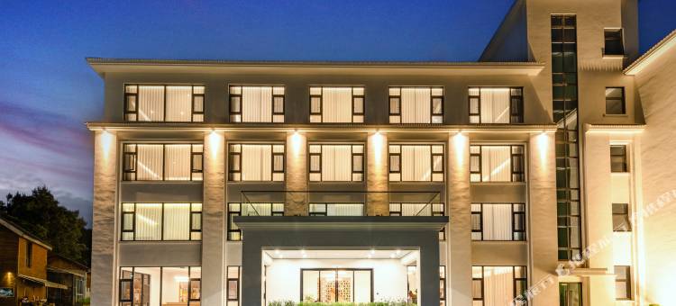 花筑·漫山红庄园图片