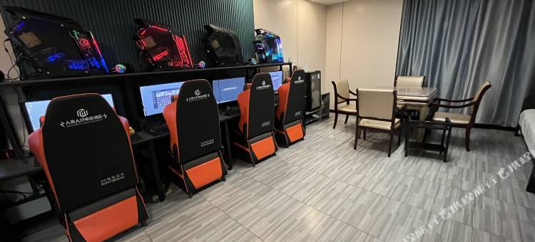 汨罗人来人网电竞酒店图片