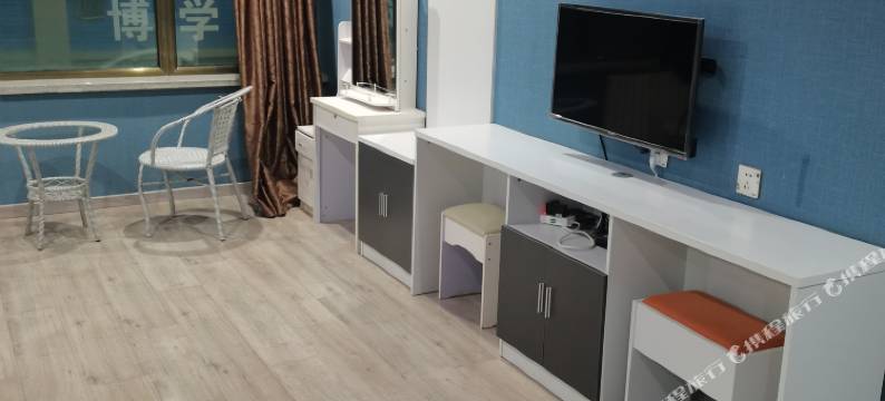 榆中1/2情侣酒店图片