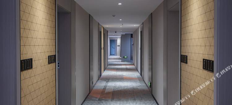 柏曼酒店(大爱花园店)图片