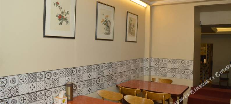 哈拉酒店(Halla Hotel)图片