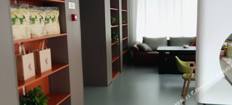 慧佳公寓(七十二奇楼高铁西站店)图片